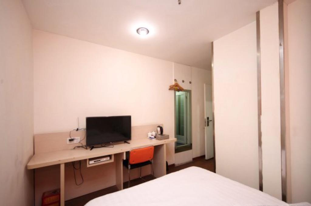 Yixin Business Hotel Kuangcsou Kültér fotó